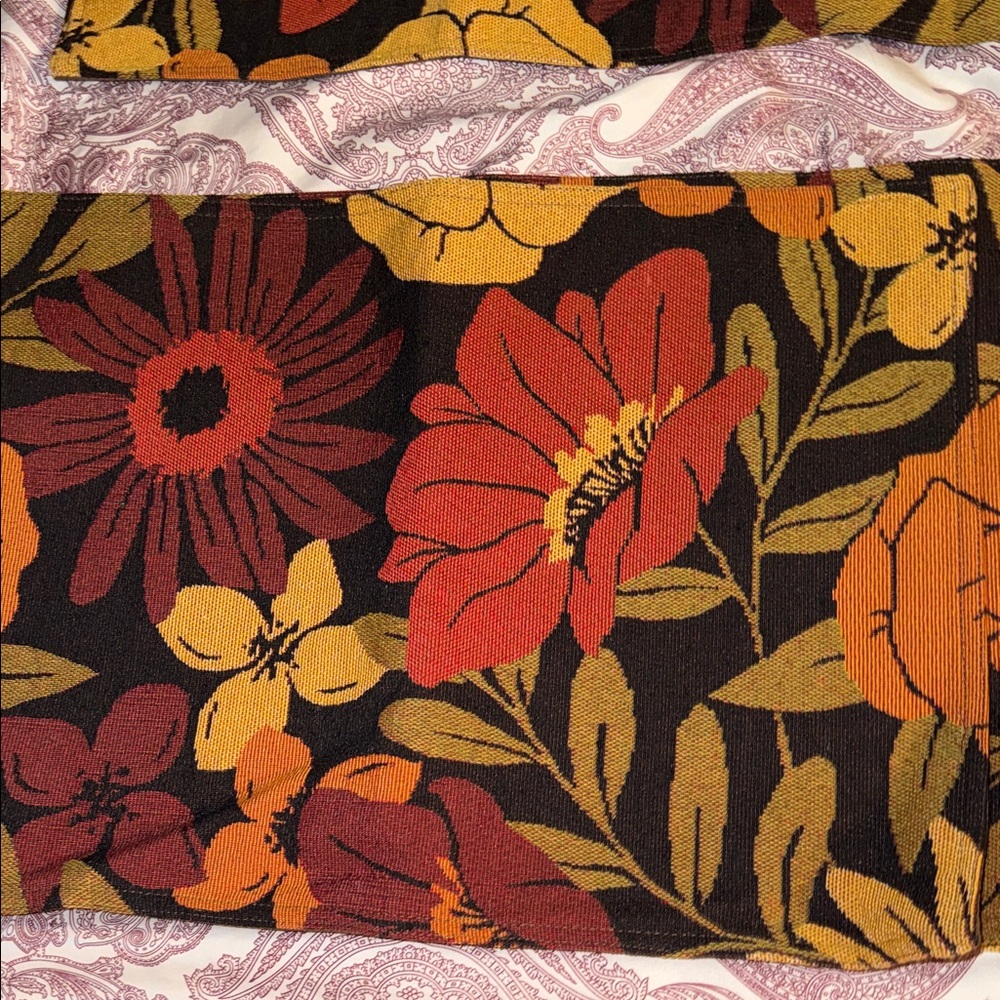 Source Unknown Floral Kitchen Placemats Black, Red, Orange, Yellow, Green - Picture 6 of 8